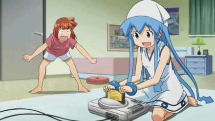 Don’t trust Squid Girl with your videogame system – animated gif 侵略!イカ娘
